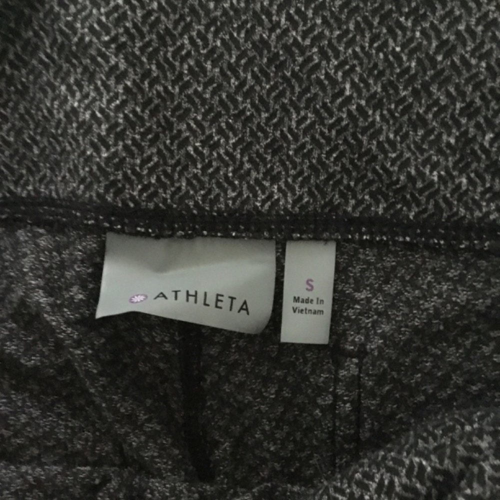Athleta Gray And Black Patterned Workout Tights A… - image 2